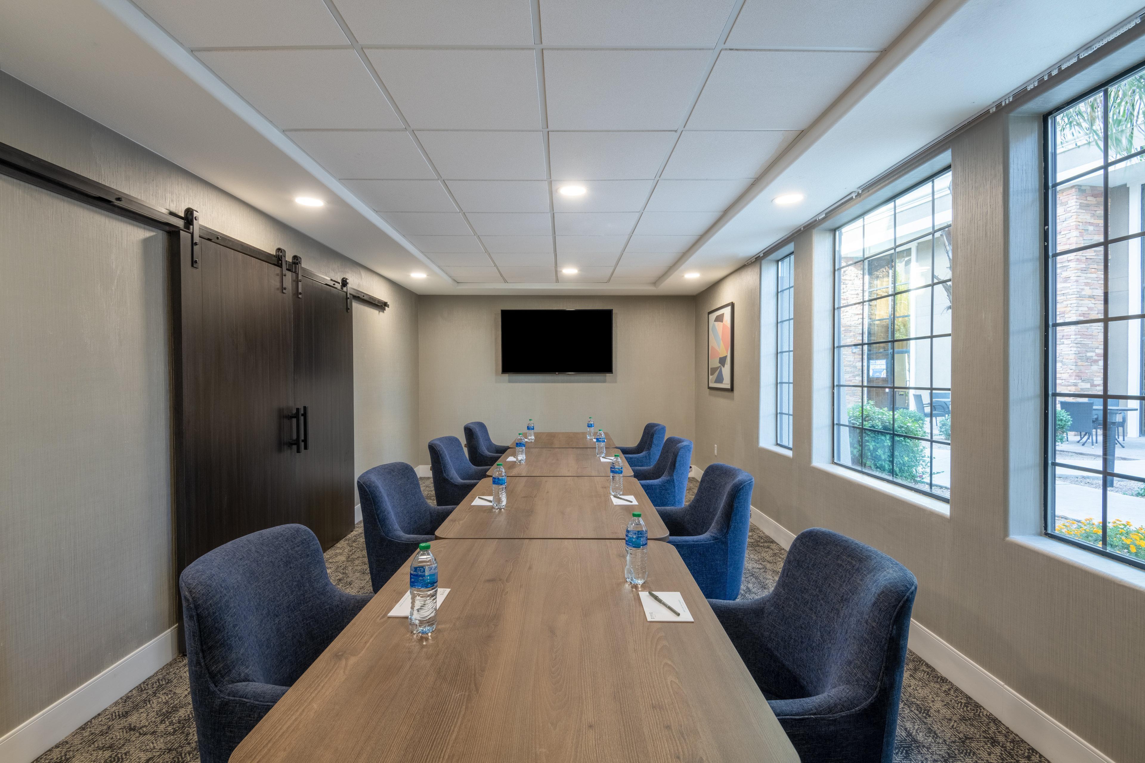 Staybridge Suites Phoenix Glendale Sports Dist By Ihg Buitenkant foto